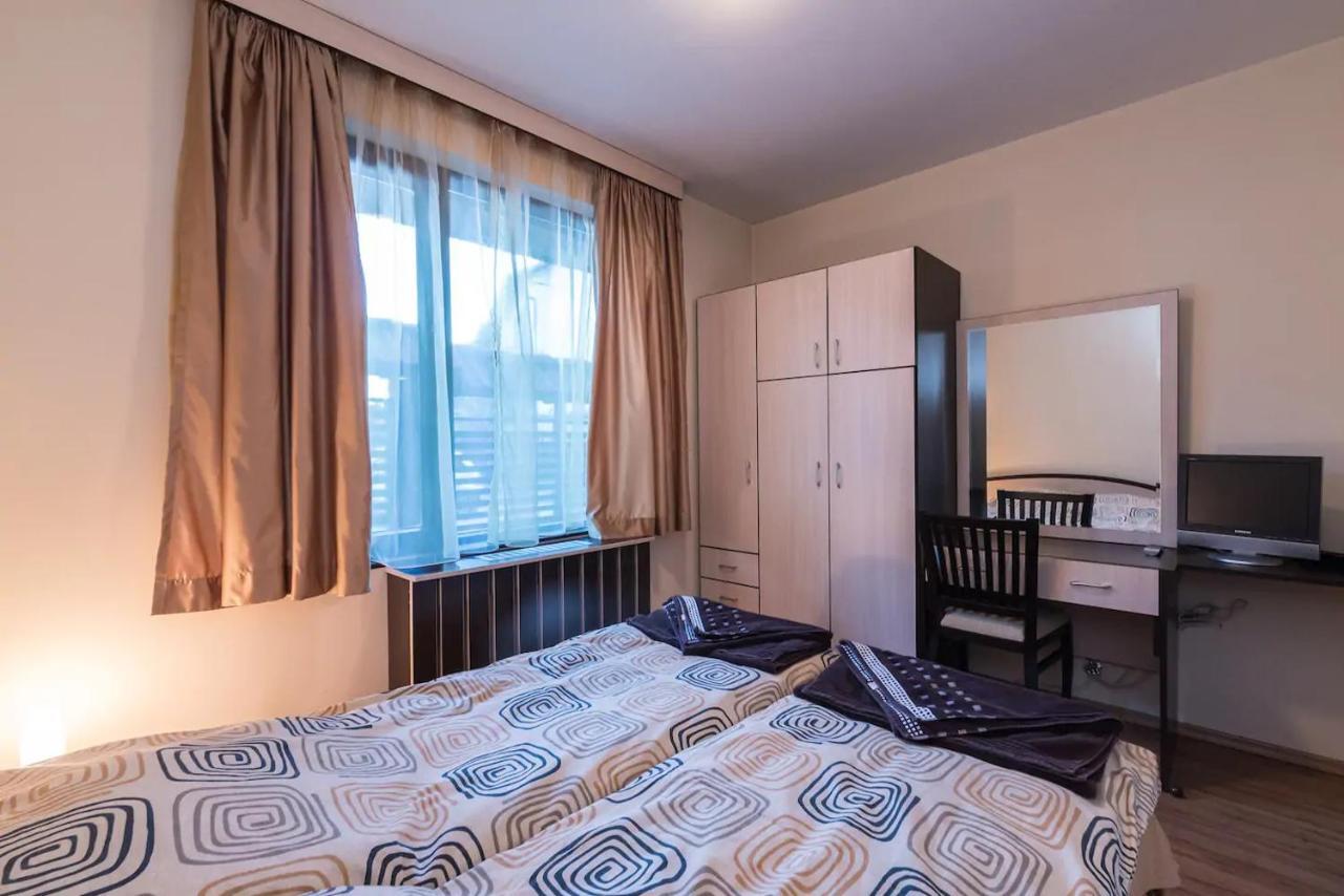 Charming, Fully-Furnished, 2-Bedroom Apartment Bansko Ngoại thất bức ảnh